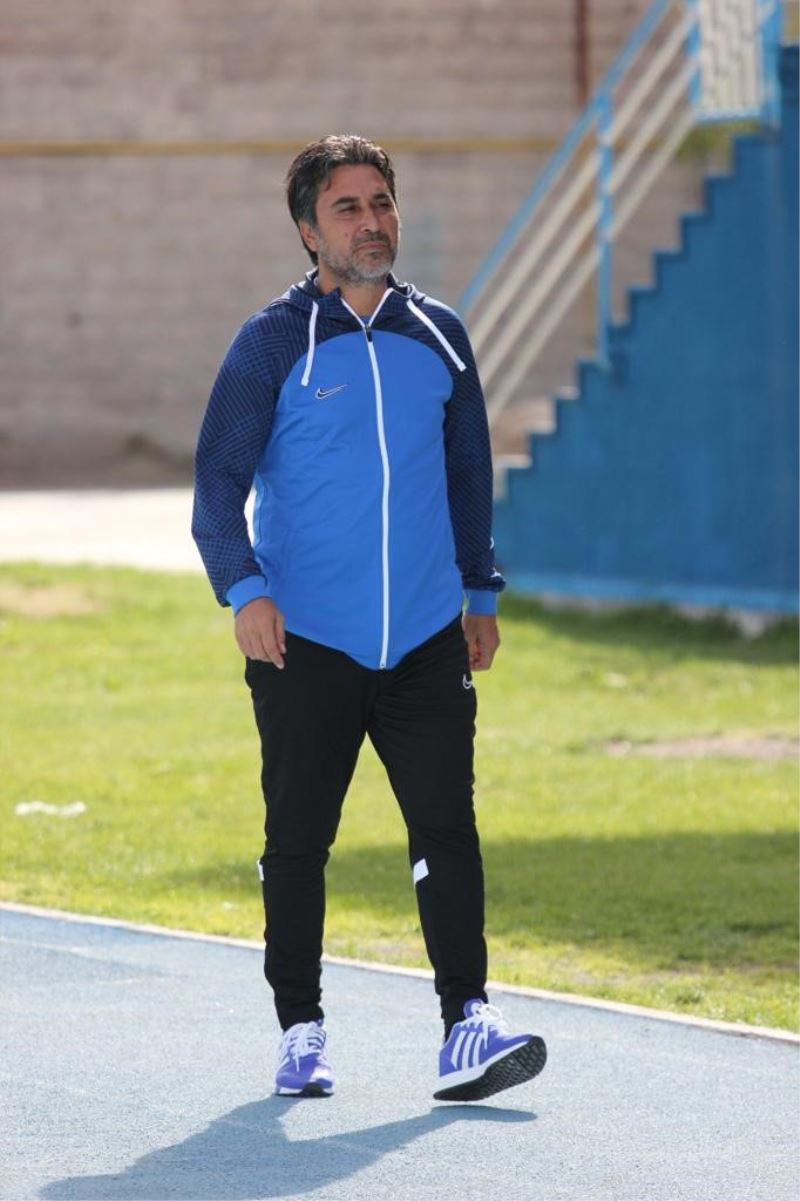 Kayserili antrenör Azerbaycan Premier Ligi’nde
