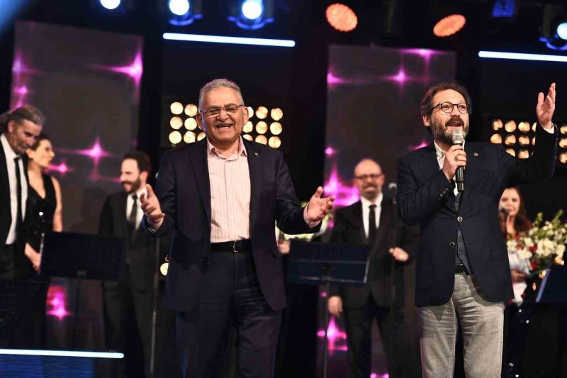 Başkan Büyükkılıç’tan Kayseri’de TRT sanatçıları konseri duyurusu
