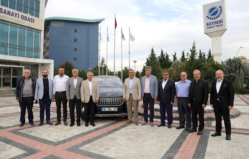 Türkiye’nin ilk yerli otomobili Togg, KAYSO’ya teslim edildi
