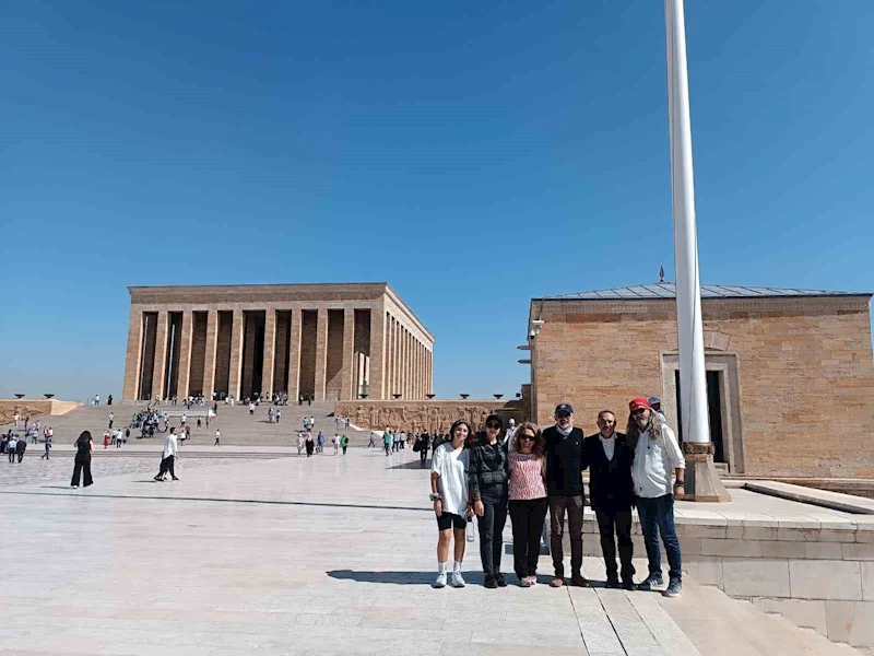 TEMA Kayseri üyeleri Anıtkabir’i ziyaret etti
