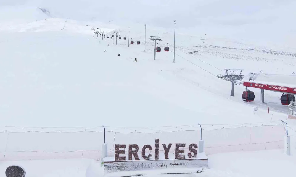 Erciyes’te kar kalınlığı 110 santimetreye ulaştı