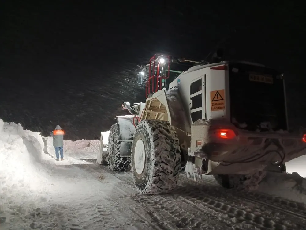 Kayseri’de kapanan 230 mahalle yolu ulaşıma açıldı