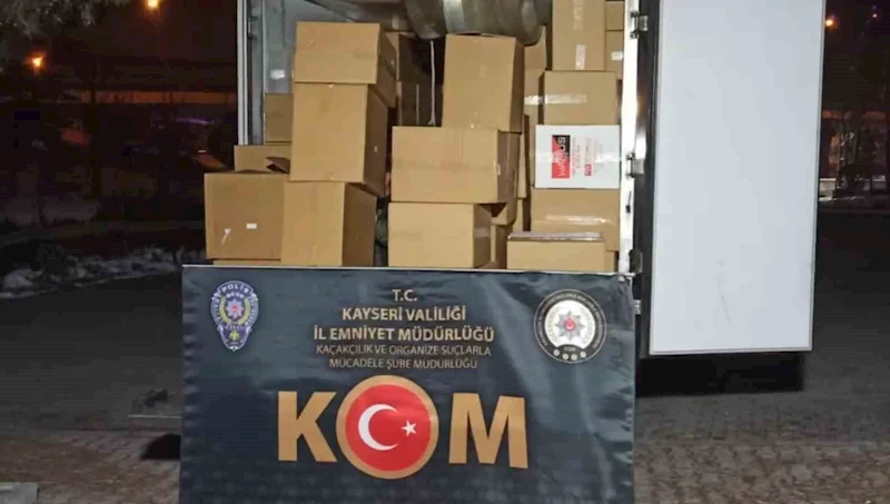 Kayseri’de 2 milyon dal makaron ele geçirildi
