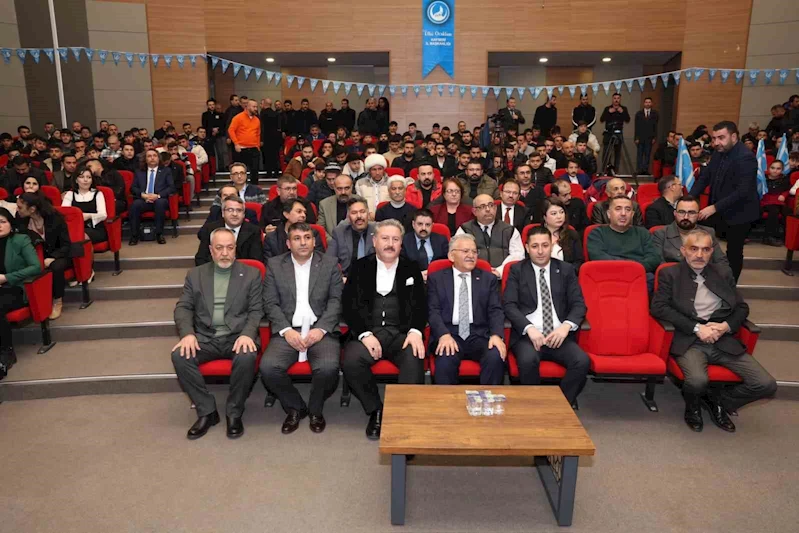 Başkan Büyükkılıç, 6K Vizyonu Işığında Kaşgar Konferansına katıldı
