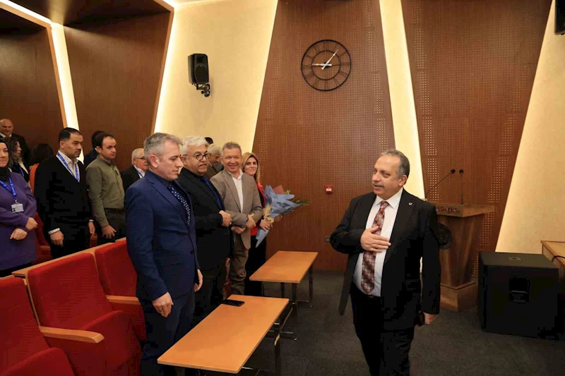 Personelle buluşan Talas Belediye Başkanı Mustafa Yalçın: “Hep birlikte başardık”
