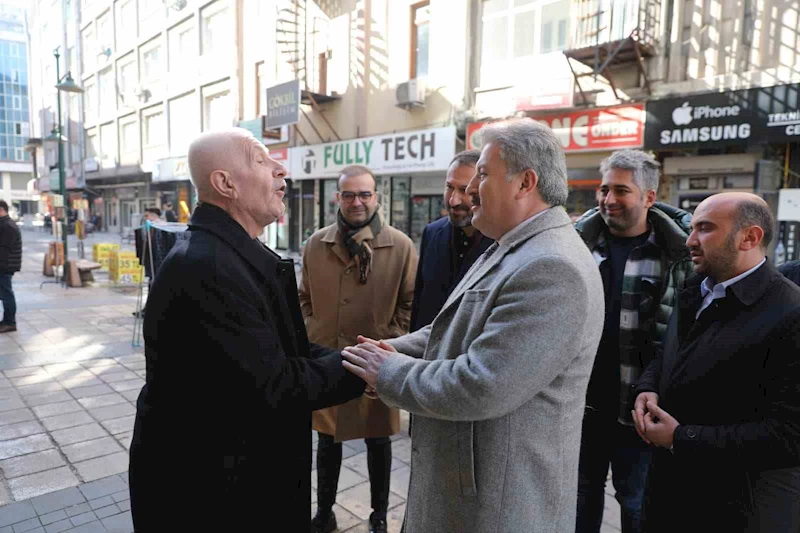 Cumhuriyet Mahallesi esnafından Başkan Palancıoğlu’na büyük ilgi
