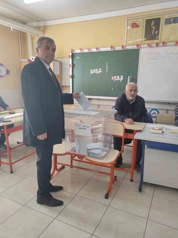 Tomarza’da Osman Koç 7 bin 491 oyla kazandı
