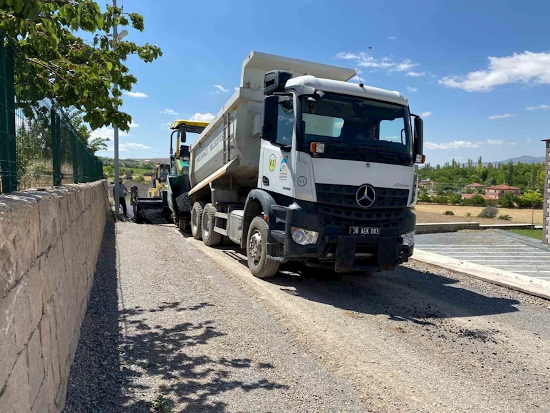 Melikgazi’ye kazandırılan yeni yollar vatandaşlara konfor sağlıyor
