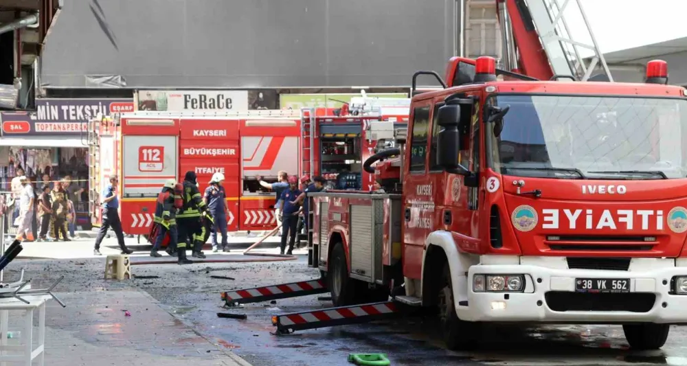 Tüp patladı, ortalık savaş alanına döndü