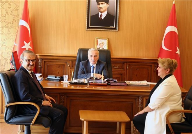 Hollanda Kayserililer Vakfı Vali Kamçı´yı ziyaret etti 