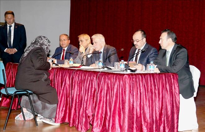 Vali Kamçı halkla buluştu