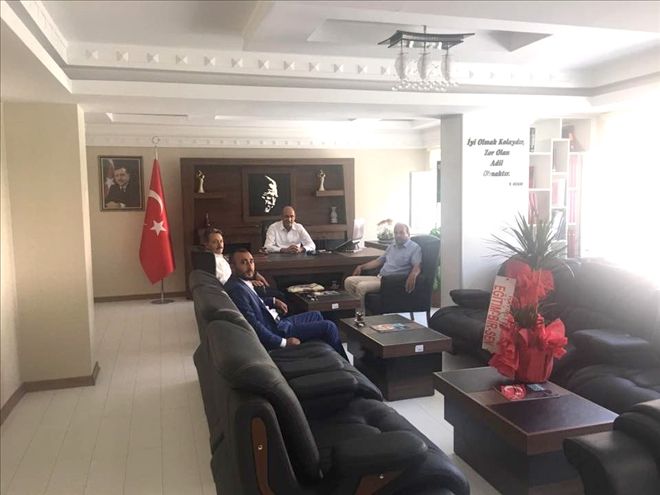 Eğitim Bir-Sen´den Akkışla Kaymakamına nezaket ziyareti