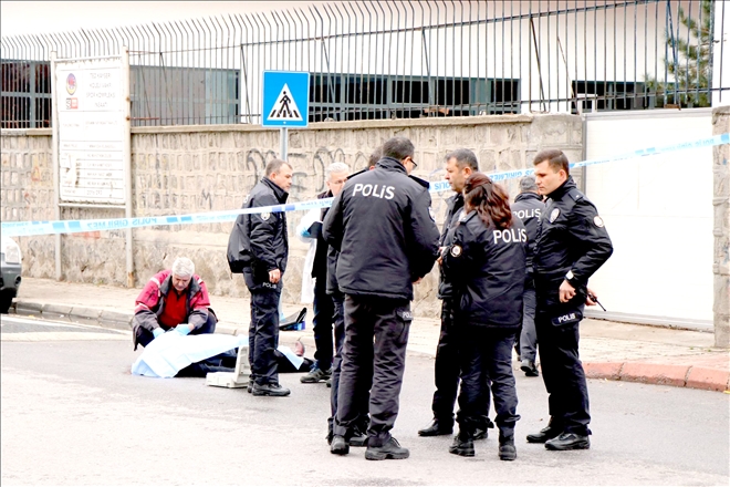 SOKAK ORTASINDA KATLEDİLDİ