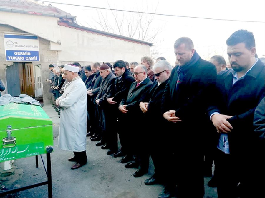 Gazeteci Ahmet Şan