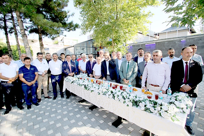 Hacılar´da Geleneksel Bayramlaşma 