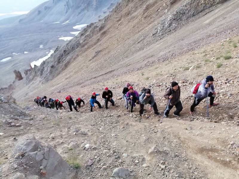 Erciyes’te zirve heyecanı başlıyor
