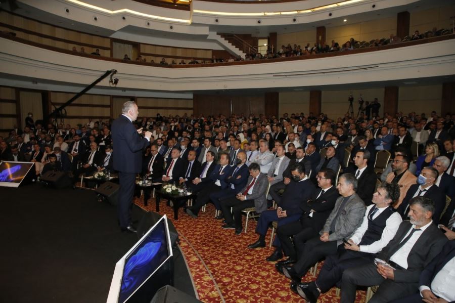BİR DOQU’NUŞLA YENİLENİR HER ŞEY