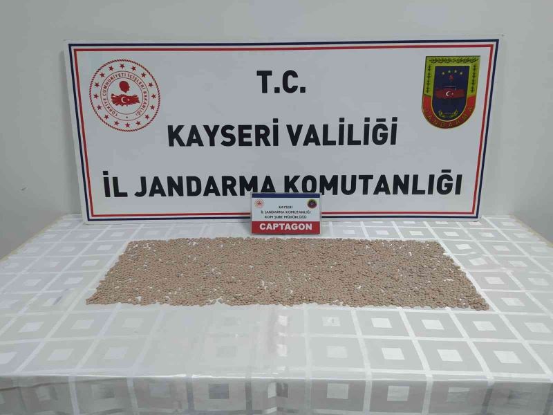 Jandarmadan uyuşturucu operasyonu: 4 gözaltı
