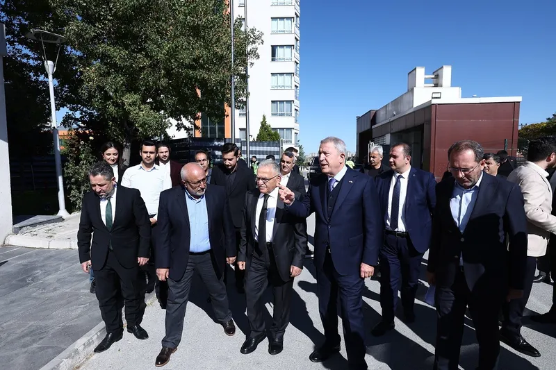 Akar ve Büyükkılıç’tan ‘birlik, dayanışma, eğitim’ odaklı ziyaretler
