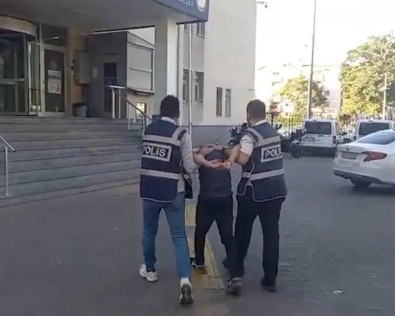 Kayseri’de 15 yıl 7 ay kesinleşmiş hapis cezası bulunan firari yakalandı