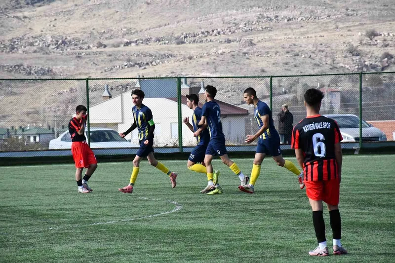 Kayseri U18 Ligi: Hacılar Erciyesspor: 1- Kalespor: 1
