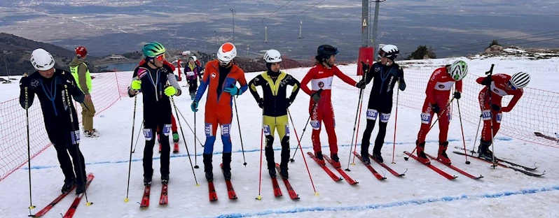 Dağ Kayağı 2. Kademe Antrenör Uygulama Eğitimi Kayseri’de yapılacak
