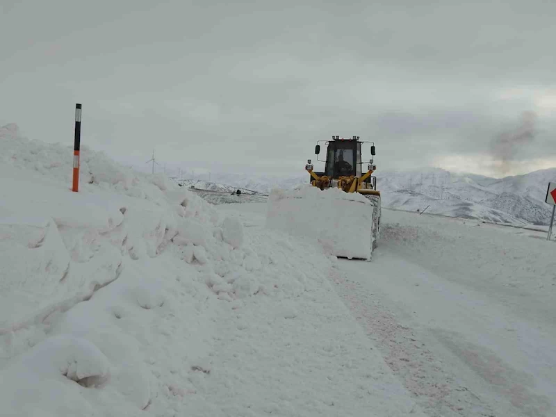 Kayseri’de 107 yol ulaşıma açıldı
