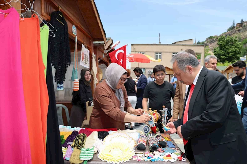 Talas’ta bu pazar 