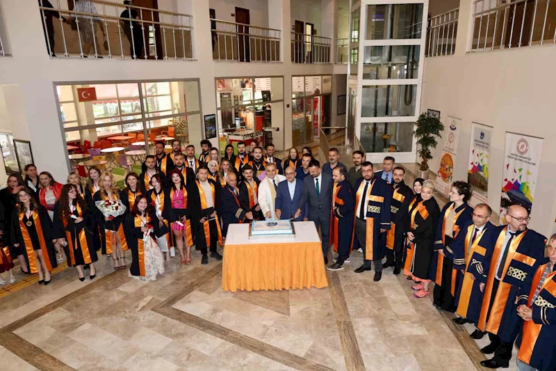ERÜ Turizm Fakültesi 16. dönem mezunlarını verdi
