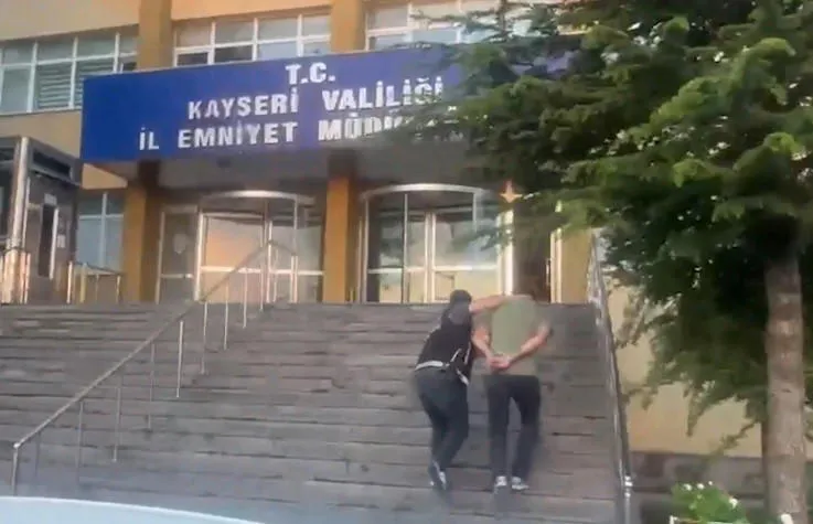 Kayseri’de 79 yaşındaki ’torbacı’ yakalandı