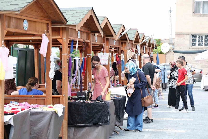 Kadınlar Talas’ta maharetlerini sergiledi
