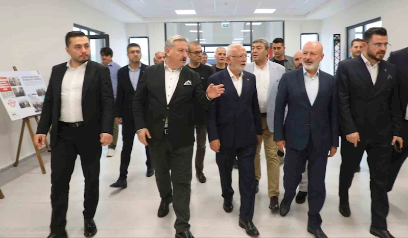 Elitaş; Havacılık Lisesi’ni ziyaret etti
