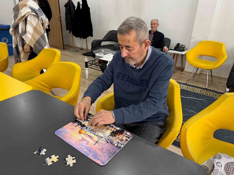 Başkan Büyükkılıç’tan ulu çınarlara vefa dolu ziyaret
